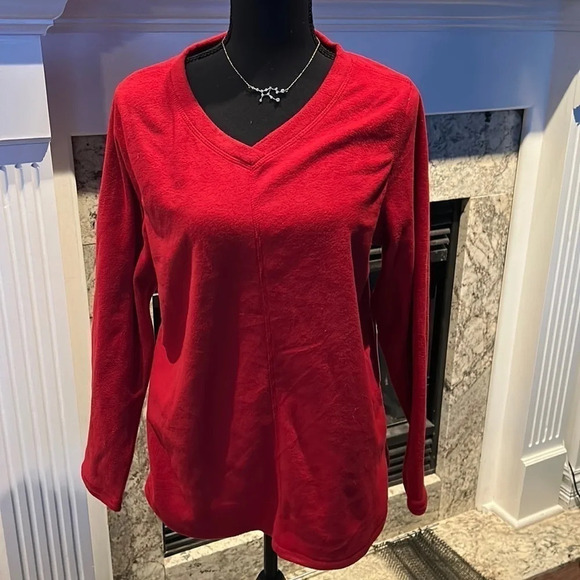 Red St. John's Bay Classic V Neck - Picture 1 of 8